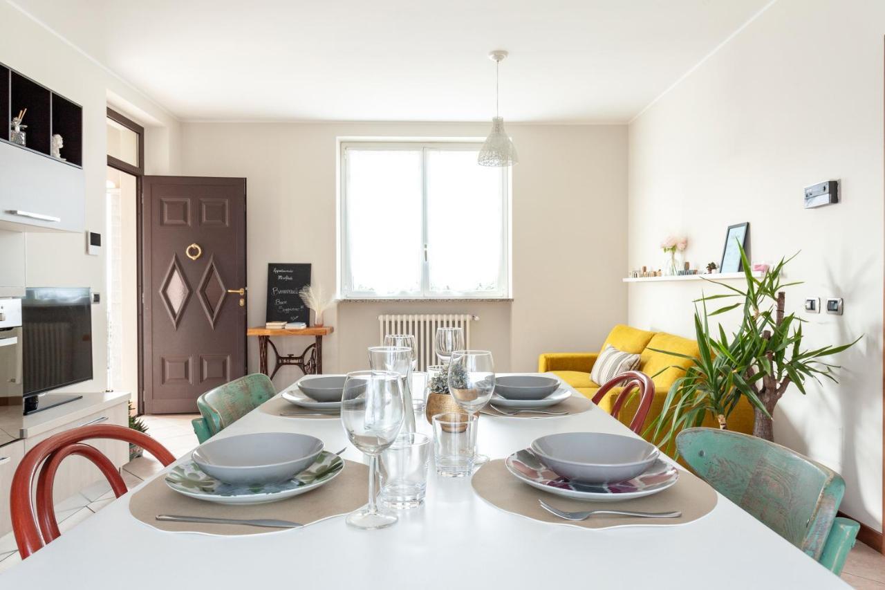 Apartment Misiadele Carnago Luaran gambar