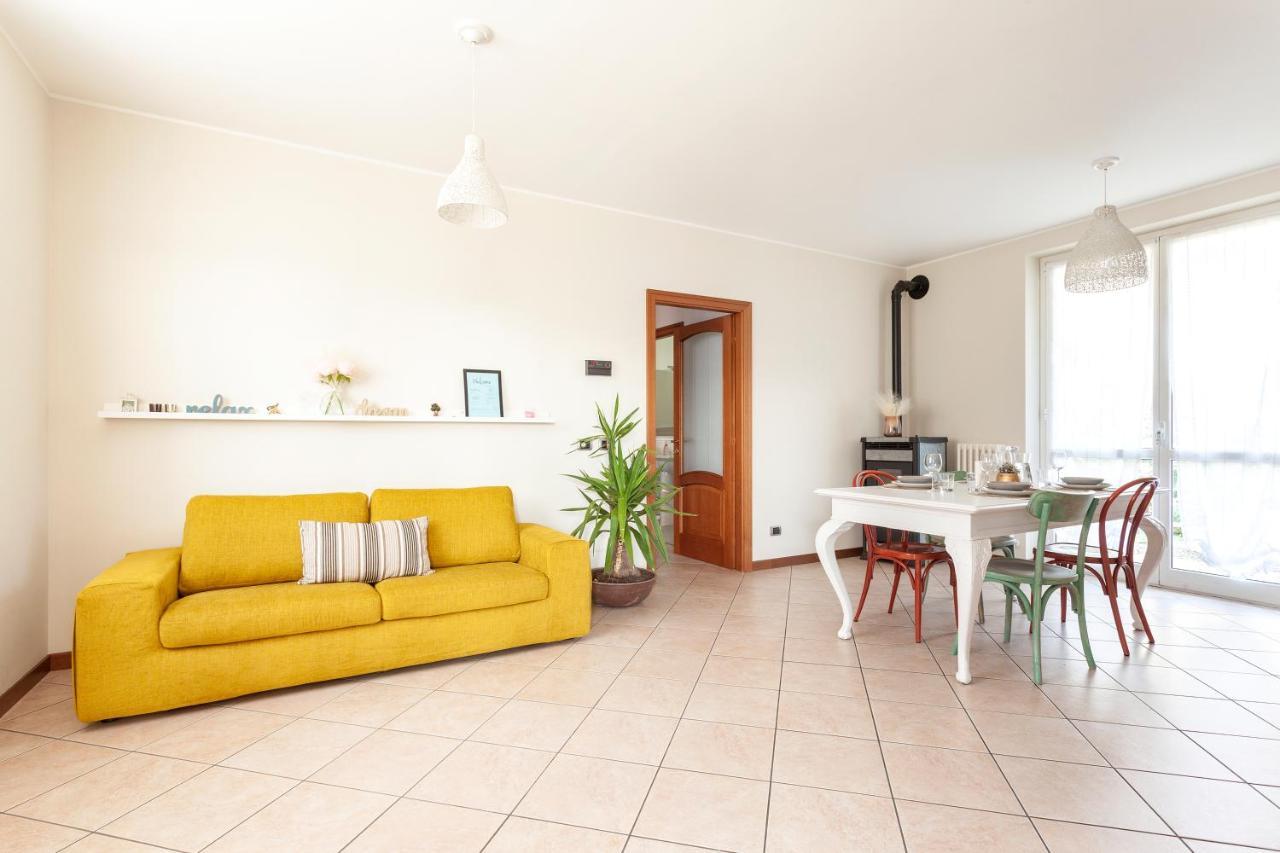 Apartment Misiadele Carnago Luaran gambar