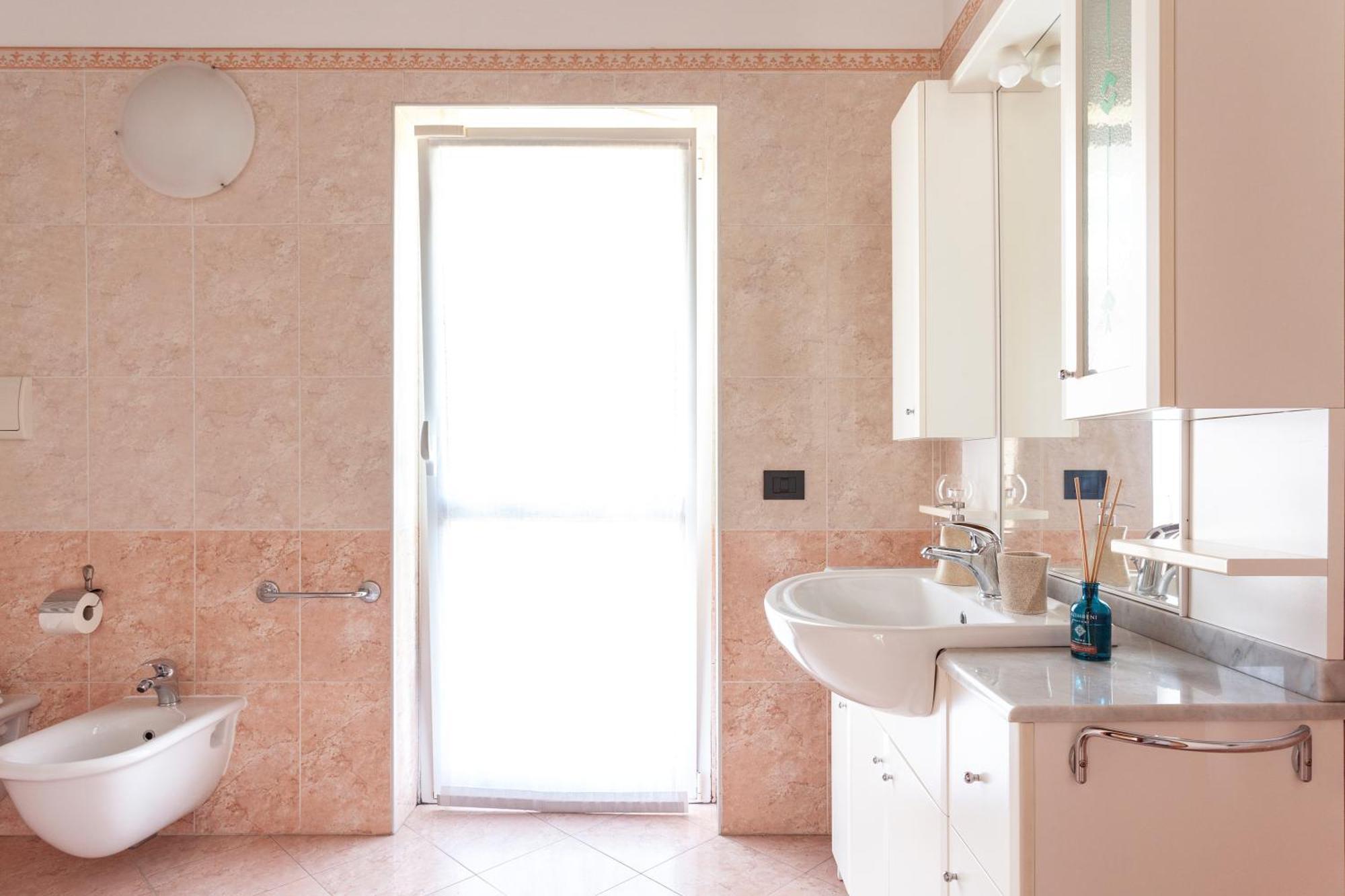 Apartment Misiadele Carnago Luaran gambar